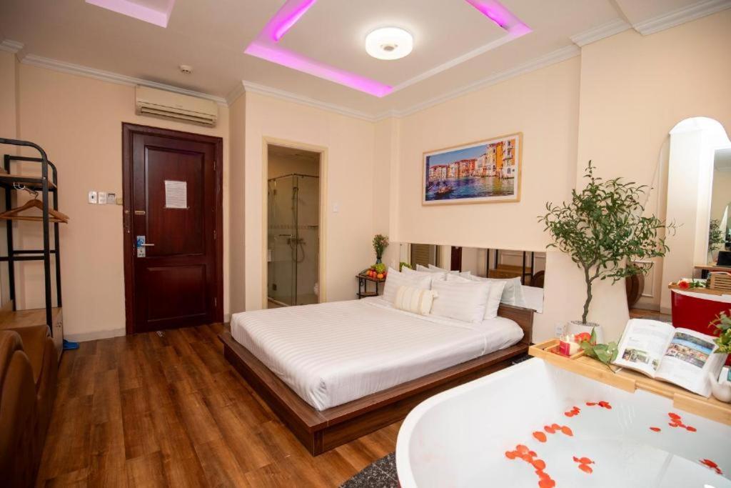 Quy Hung Hotel Central Ho Chi Minh City Bagian luar foto