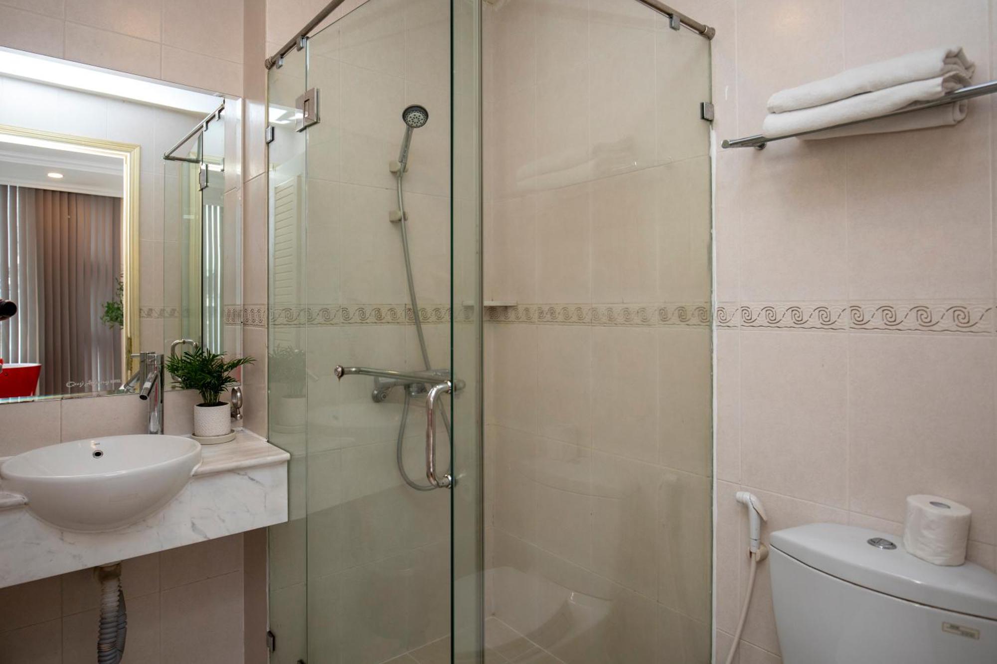 Quy Hung Hotel Central Ho Chi Minh City Bagian luar foto