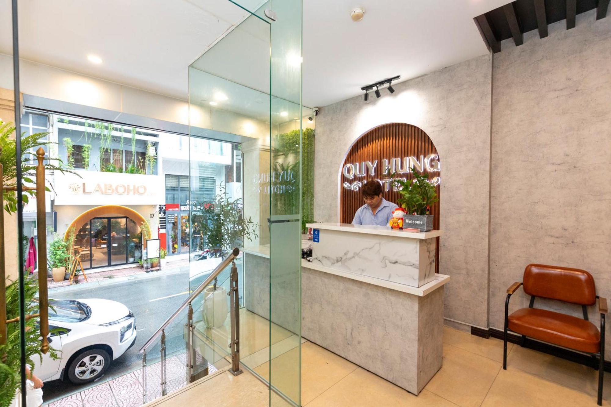 Quy Hung Hotel Central Ho Chi Minh City Bagian luar foto