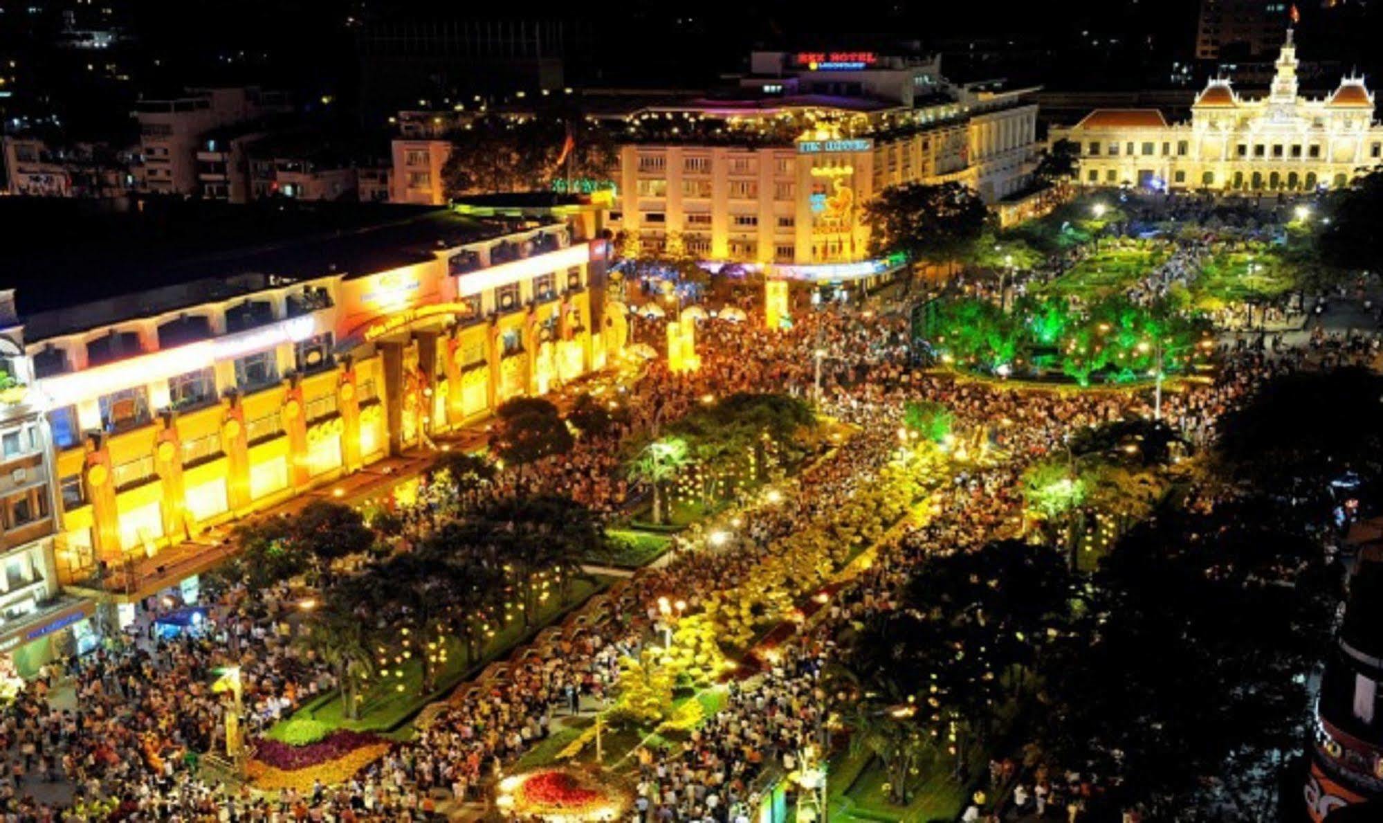 Quy Hung Hotel Central Ho Chi Minh City Bagian luar foto